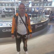  ,  Marcel, 39