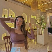  , 