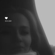  ,  Nana, 28