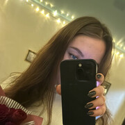  ,  Julia, 24
