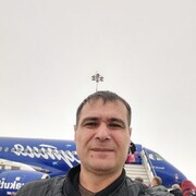  ,  Artur, 42