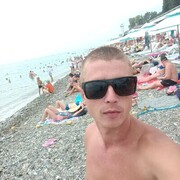  ,   Denis, 29 ,   ,   