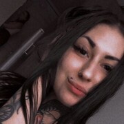  ,  Yana, 26