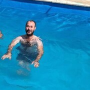  ,   Tiko, 40 ,  