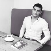  ,   Jaguar, 33 ,  