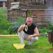 ,   Viktor, 46 ,   