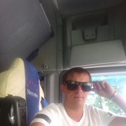  ,   Denis, 38 ,   ,   , c 
