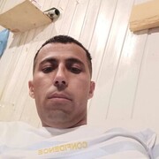   ,  Oybek, 40