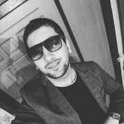  ,  David, 32