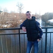  ,  Oleg, 33