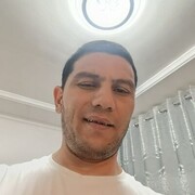  ,  Yodgor, 42