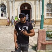  ,   Gustavo, 42 ,   ,   