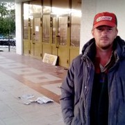  ,   Alex, 42 ,   