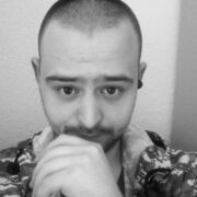  ,  Den, 24