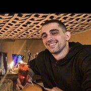  ,  Artur, 30