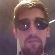  ,  Dima, 32