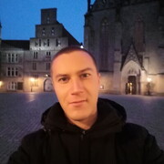  ,   Rusik, 33 ,   ,   , c , 