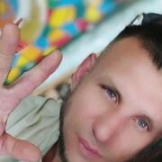  ,  Viktor, 41