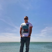  ,   Vlad, 32 ,   