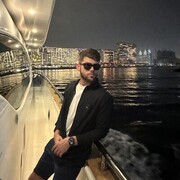  Baile Locha Riach,  Dmitrii, 26