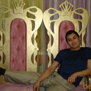  ,   Hasris, 44 ,  