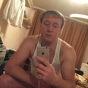  ,   Maksim, 33 ,   ,   