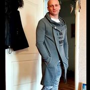  ,   Nik, 42 ,   ,   , c 