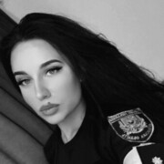  ,   Laura, 26 ,   ,   
