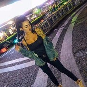  ,  Vika, 26