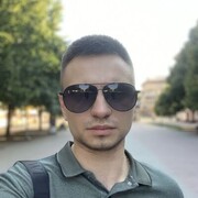  ,  Ivan, 32