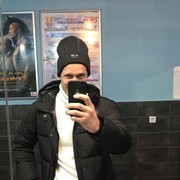 ,   Denis, 32 ,   ,   