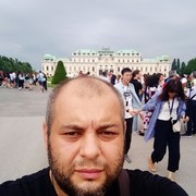  ,  Irakli, 40