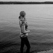  ,  Alina, 25