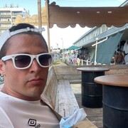  ,   BaryAlibasov, 37 ,   ,   