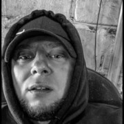  ,  Evgen, 29