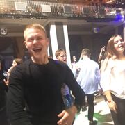  ,  Denis, 25