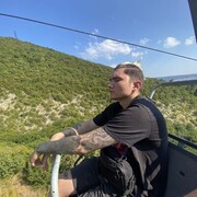  ,  Rami, 23