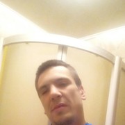  ,   Alex, 41 ,   