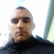  ,  Mladen, 32