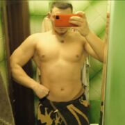  ,  Yarik, 22