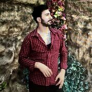  ,   Valeh, 28 ,   ,   
