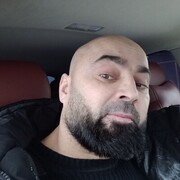  ,  Murad, 42