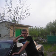  ,   Kolia, 39 ,   