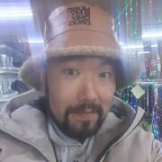  ,  Evgeniy, 33