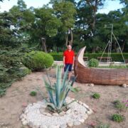  ,   Arman, 39 ,   ,   