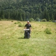  ,  Misha, 40