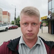  ,   Denis, 32 ,   ,   , c 