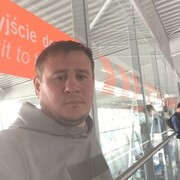  ,   Denis, 40 ,   
