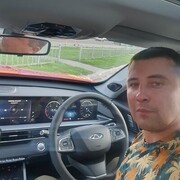  ,  Sergey, 38