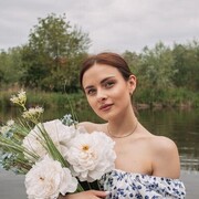  ,   Viktoria, 25 ,   ,   